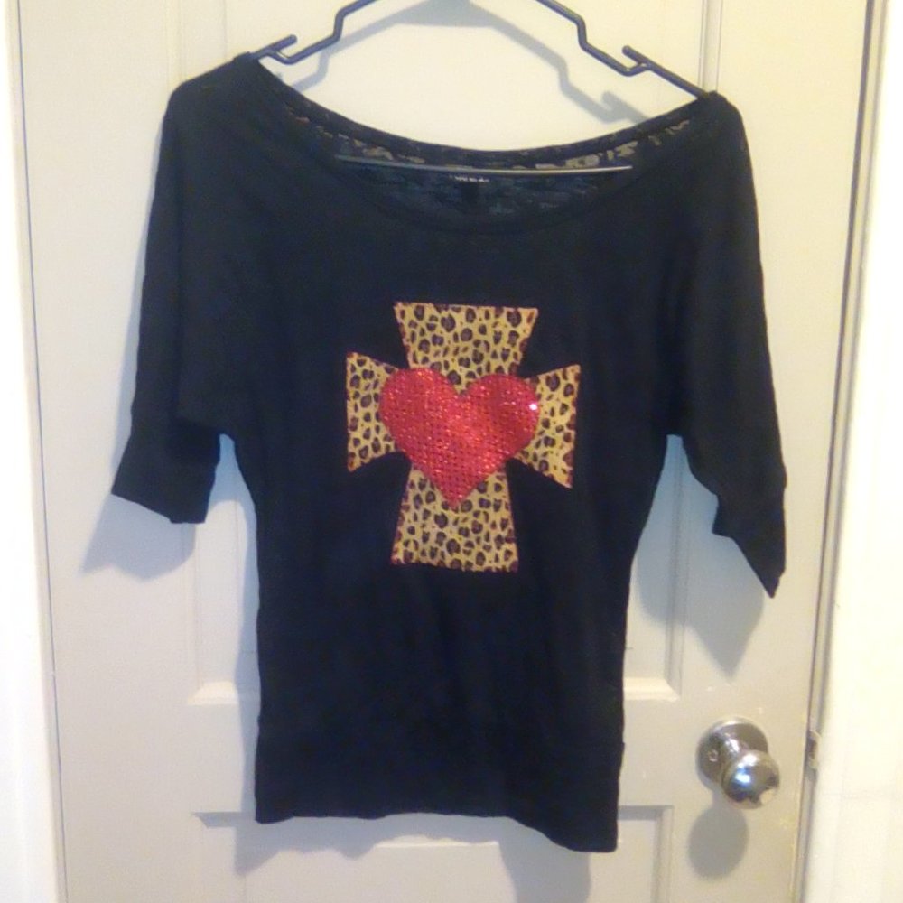 Juniors Medium Black Sheer Chettah Cross & Heart Shirt